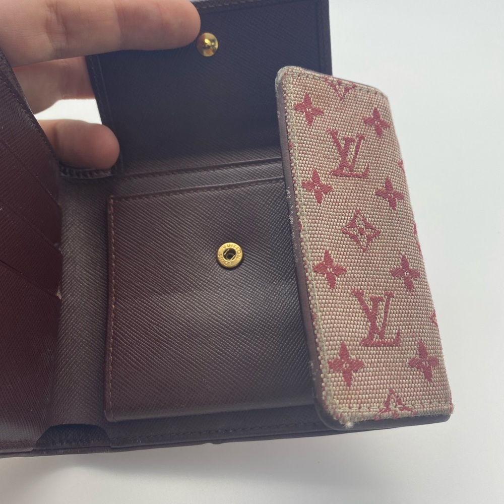 LV Mini Compact Wallet - Picture 10 of 11